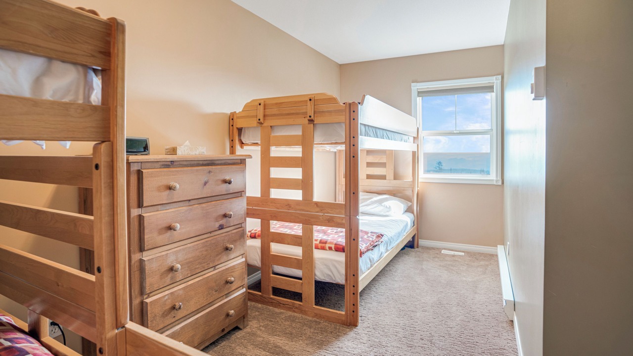 Photo of Bedroom in Silver Star Mountain