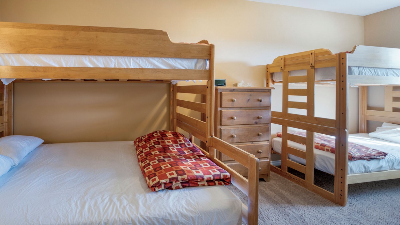 Photo of Bedroom in Silver Star Mountain