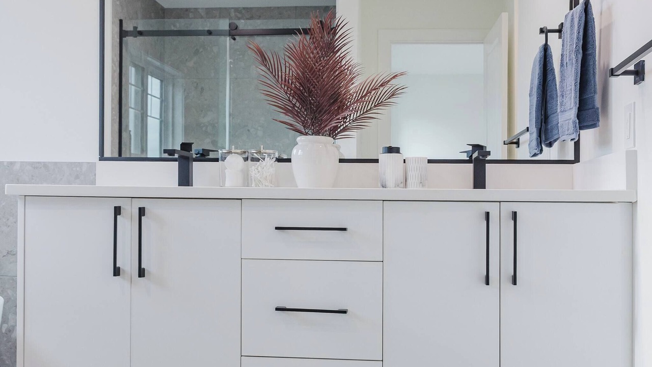 Photo of Bathroom in Leduc
