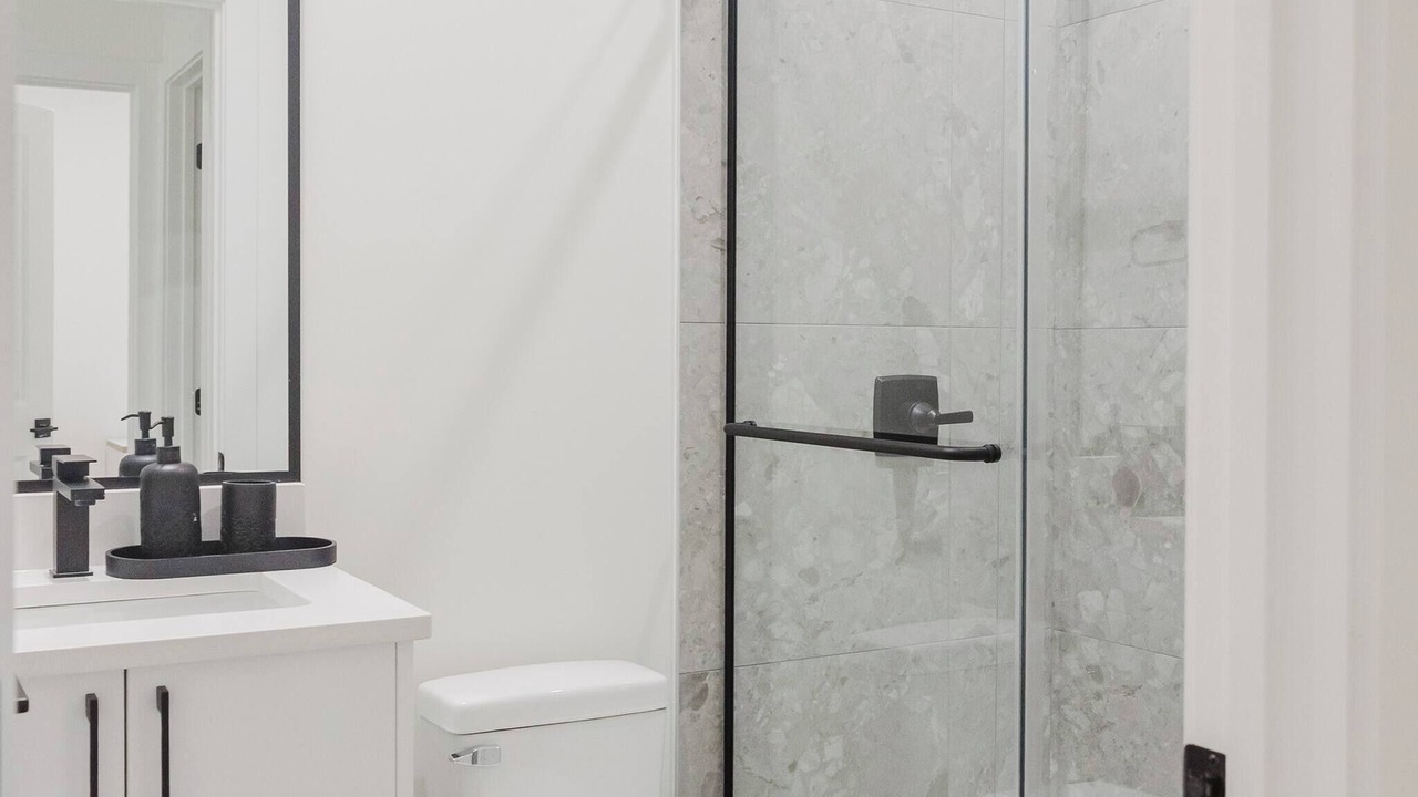 Photo of Bathroom in Leduc