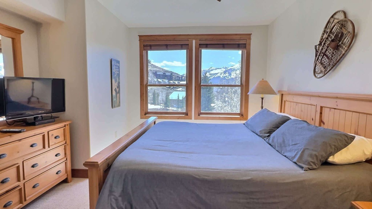 Photo of Bedroom in Mount Crested Butte