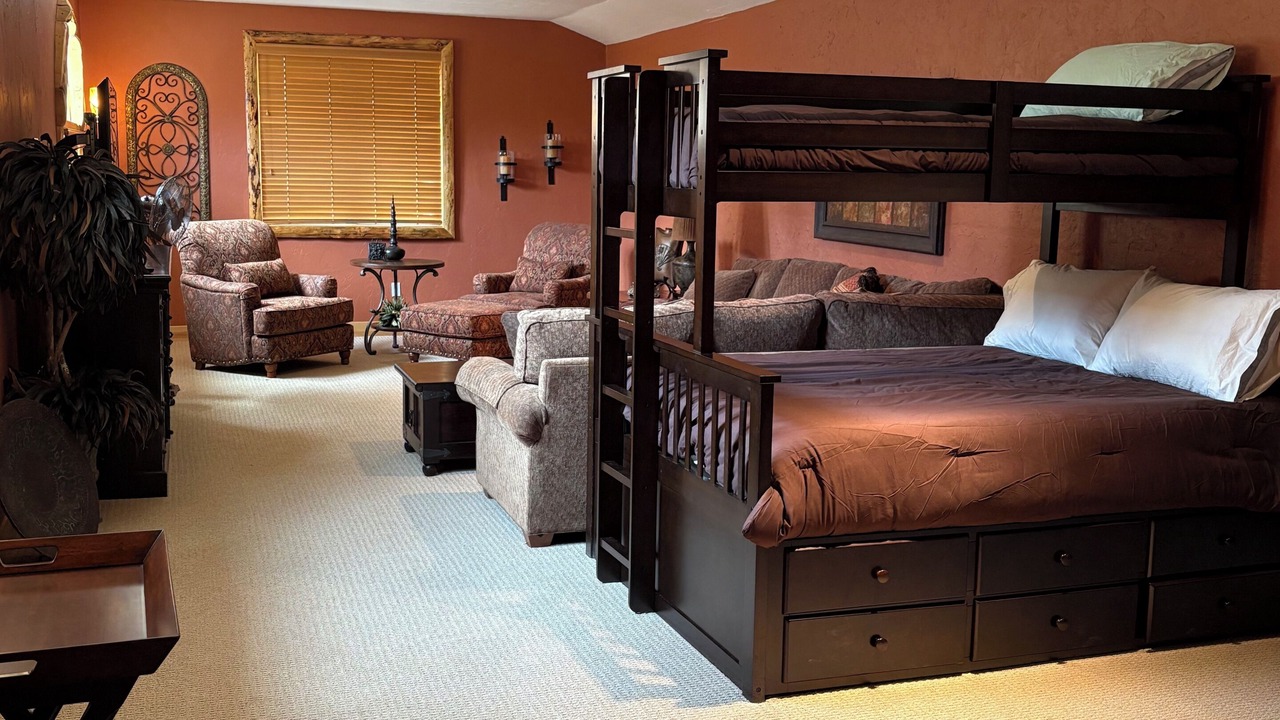 Photo of Bedroom in Whitepine