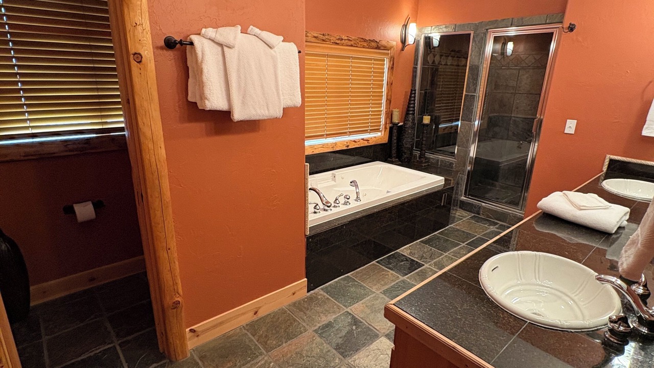 Photo of Bathroom in Whitepine
