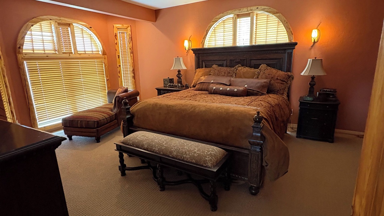 Photo of Bedroom in Whitepine