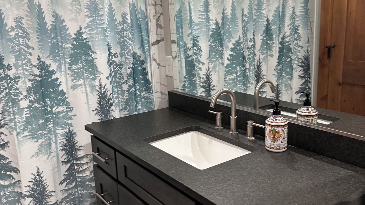 Photo of Bathroom in Twin Lakes