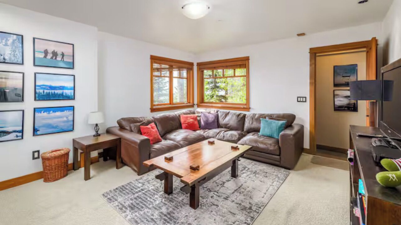 Photo of Livingroom in Big White Ski Resort