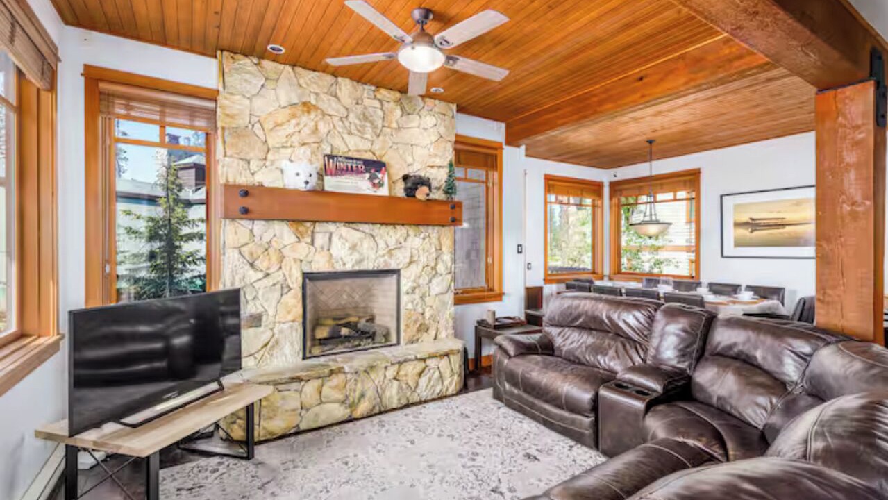 Photo of Livingroom in Big White Ski Resort
