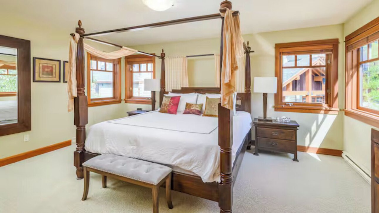 Photo of Bedroom in Big White Ski Resort