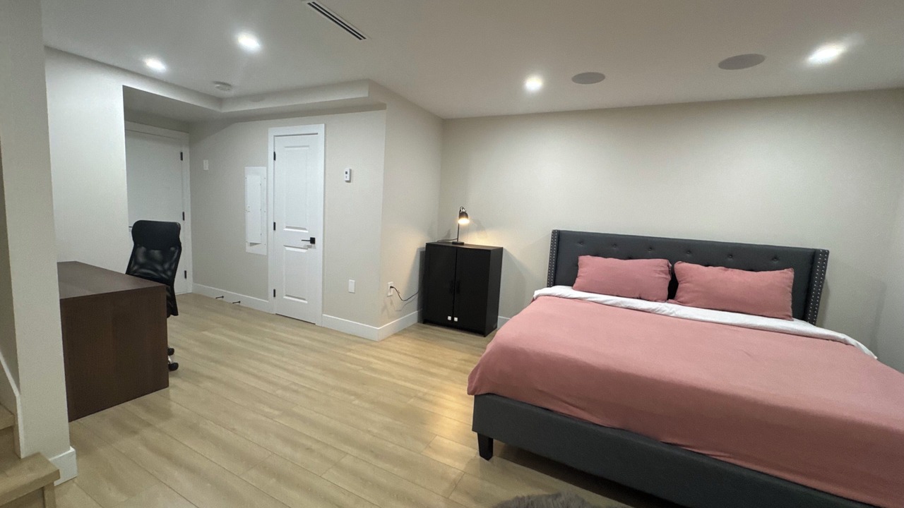 Photo of Bedroom in White Rock
