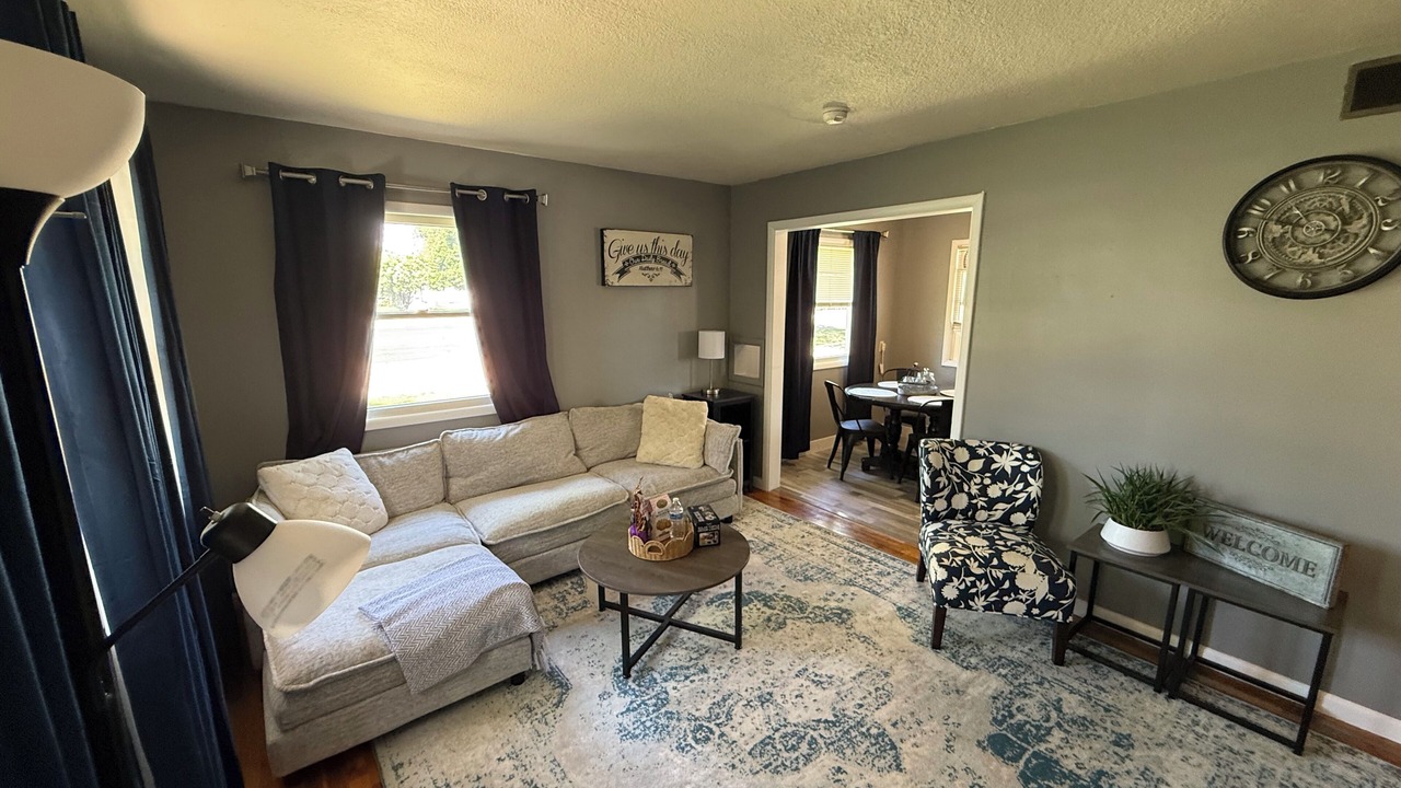 Photo of Livingroom in Fort Morgan