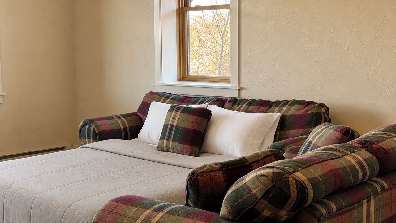 Photo of Bedroom in Crested Butte South
