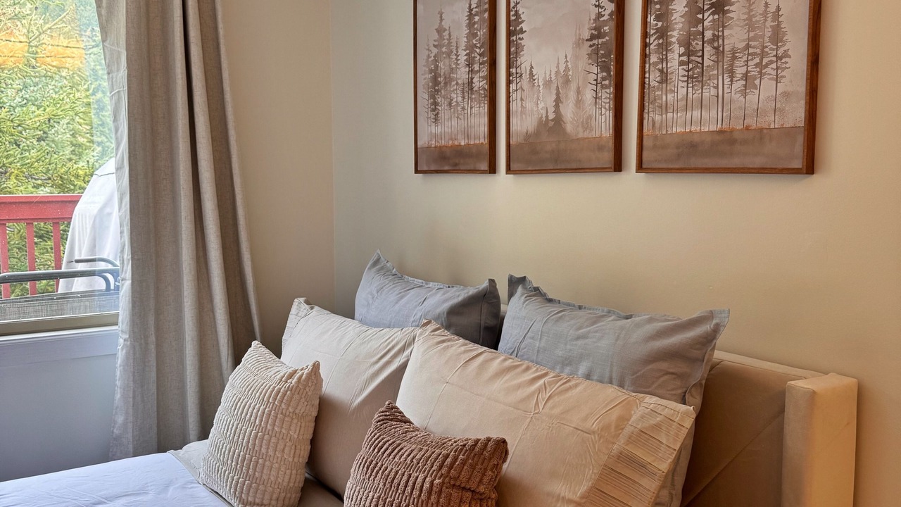 Photo of Bedroom in East Kootenay