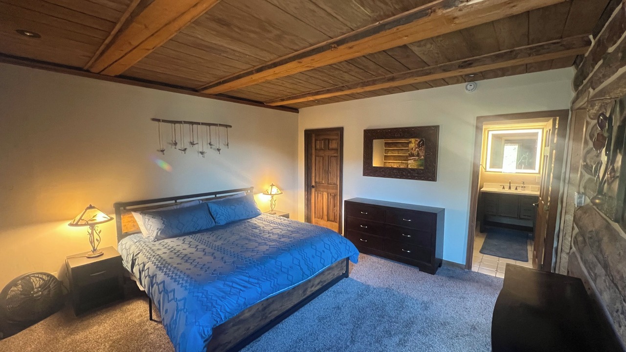 Photo of Bedroom in Glenwood Springs