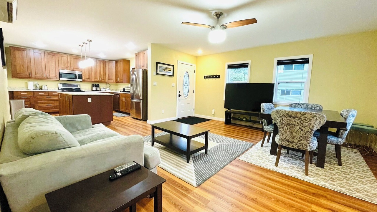 Photo of Livingroom in Regional District of Nanaimo