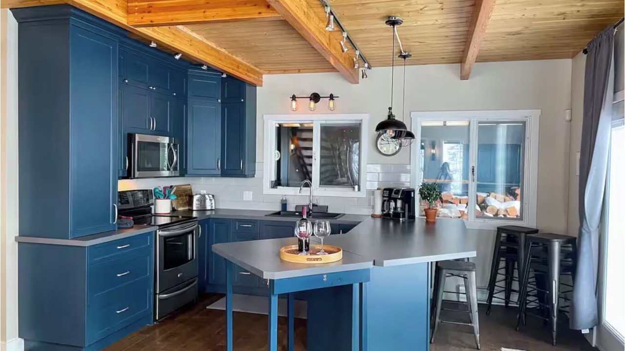 Photo of Kitchen in Okanagan-Similkameen