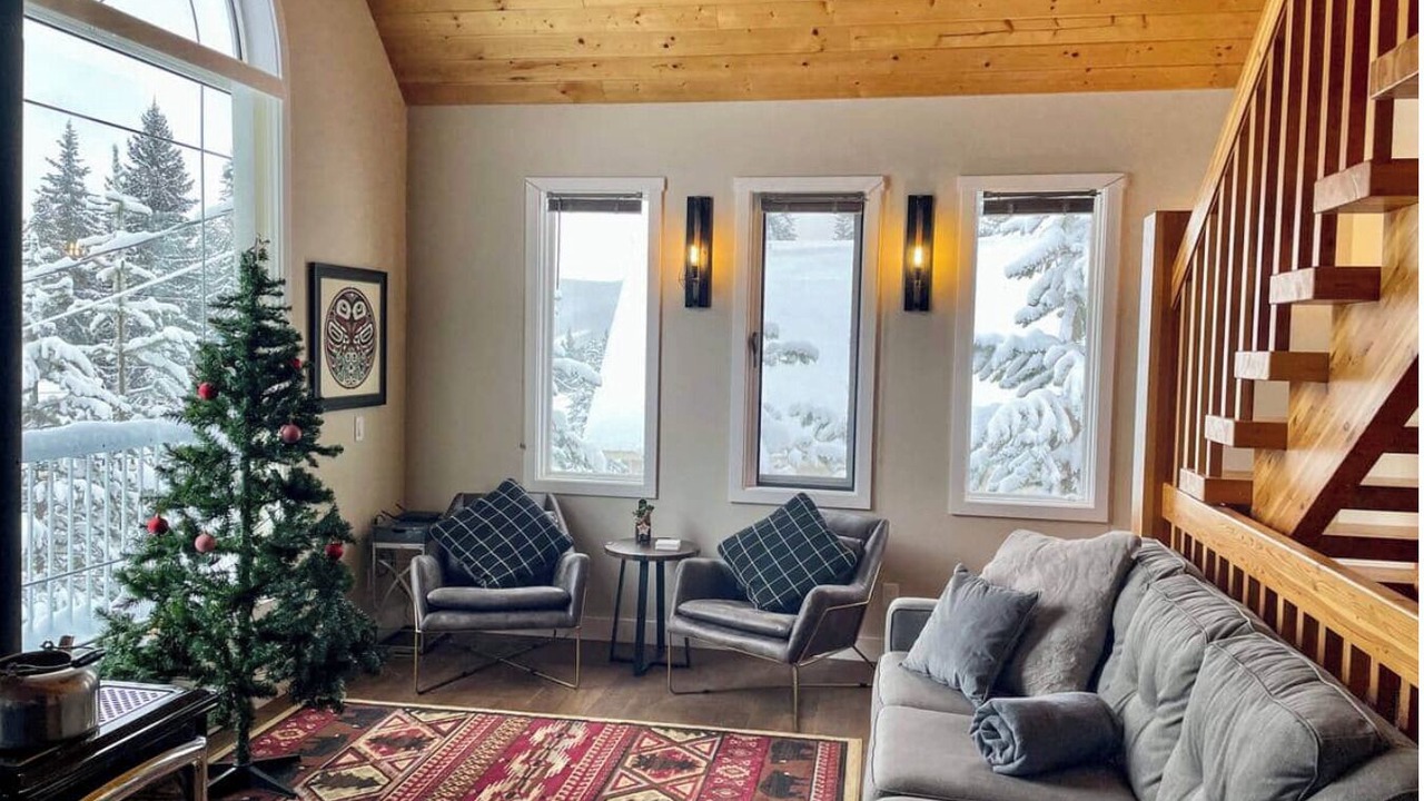 Photo of Livingroom in Okanagan-Similkameen