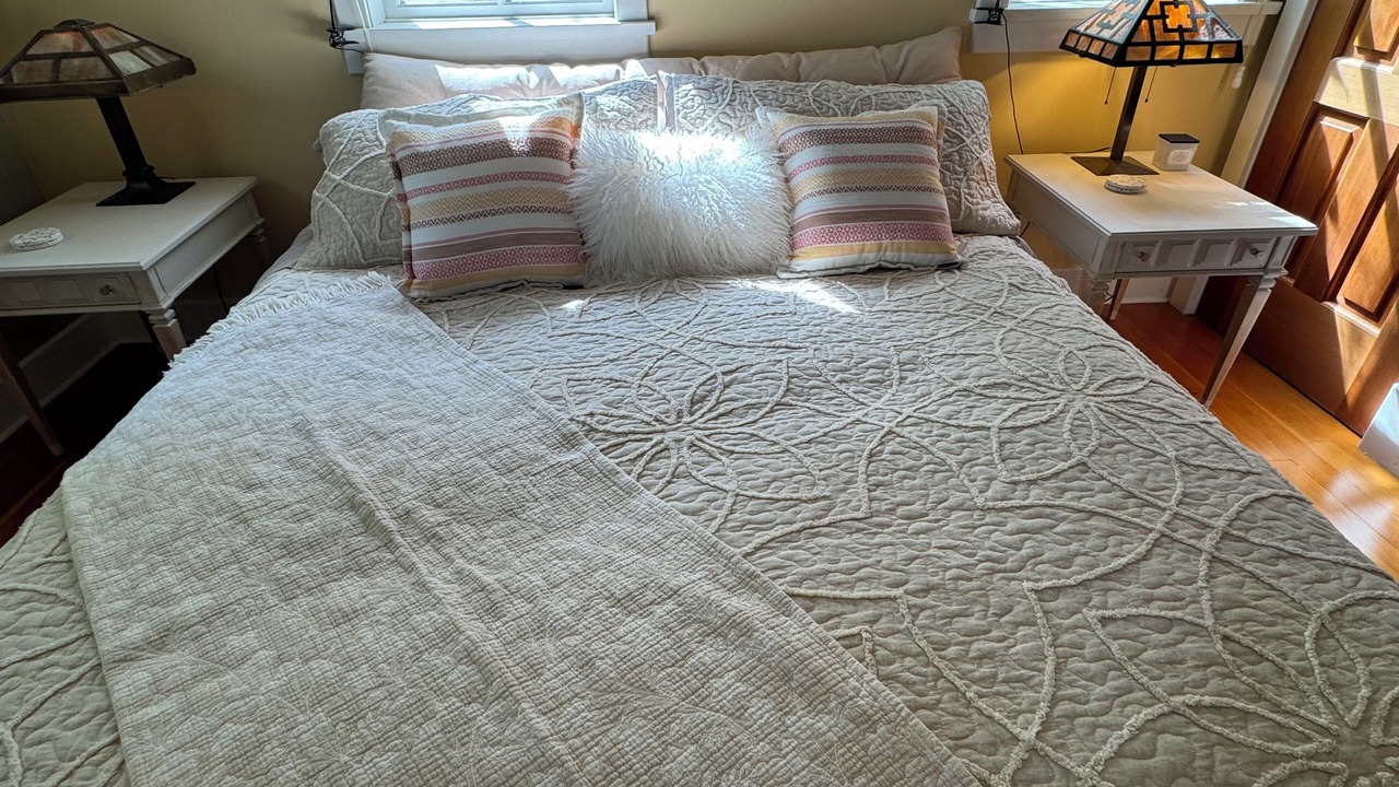 Photo of Bedroom in Juan de Fuca Electoral Area