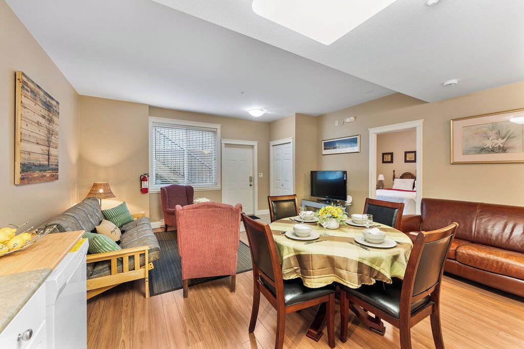 Photo of Livingroom in White Rock