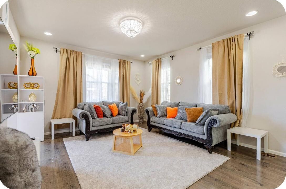 Photo of Livingroom in Gateway