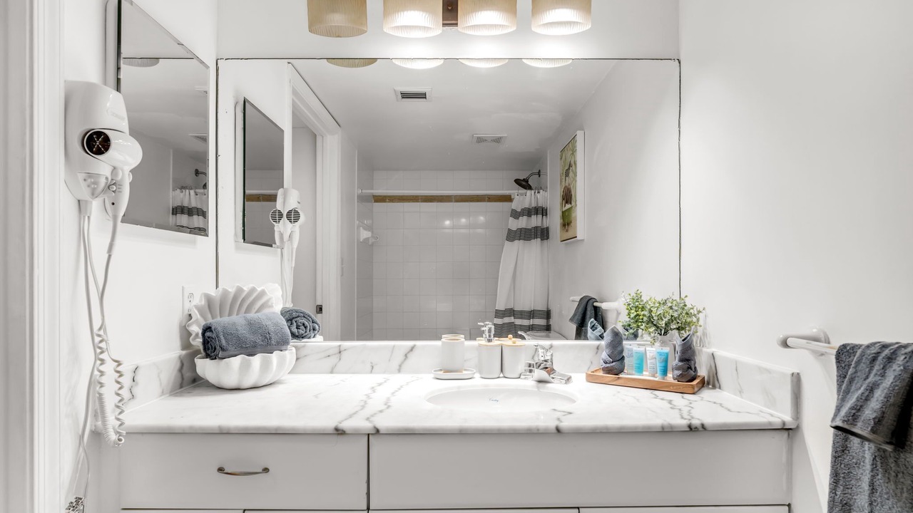 Photo of Bathroom in Brickell