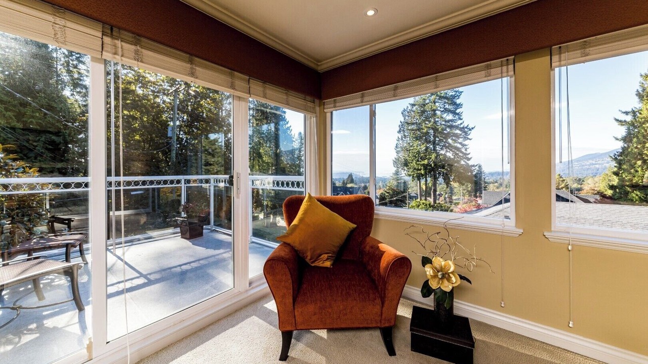 Photo of Livingroom in Upper Lonsdale