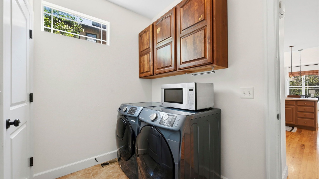 Photo of Bedroom in Old Town North