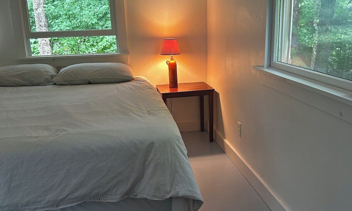Photo of Bedroom in Brooksville