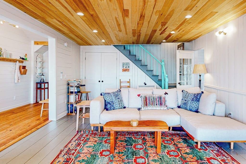 Photo of Livingroom in Rockport