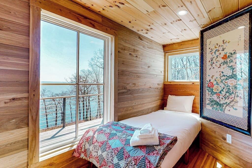 Photo of Bedroom in Rockport