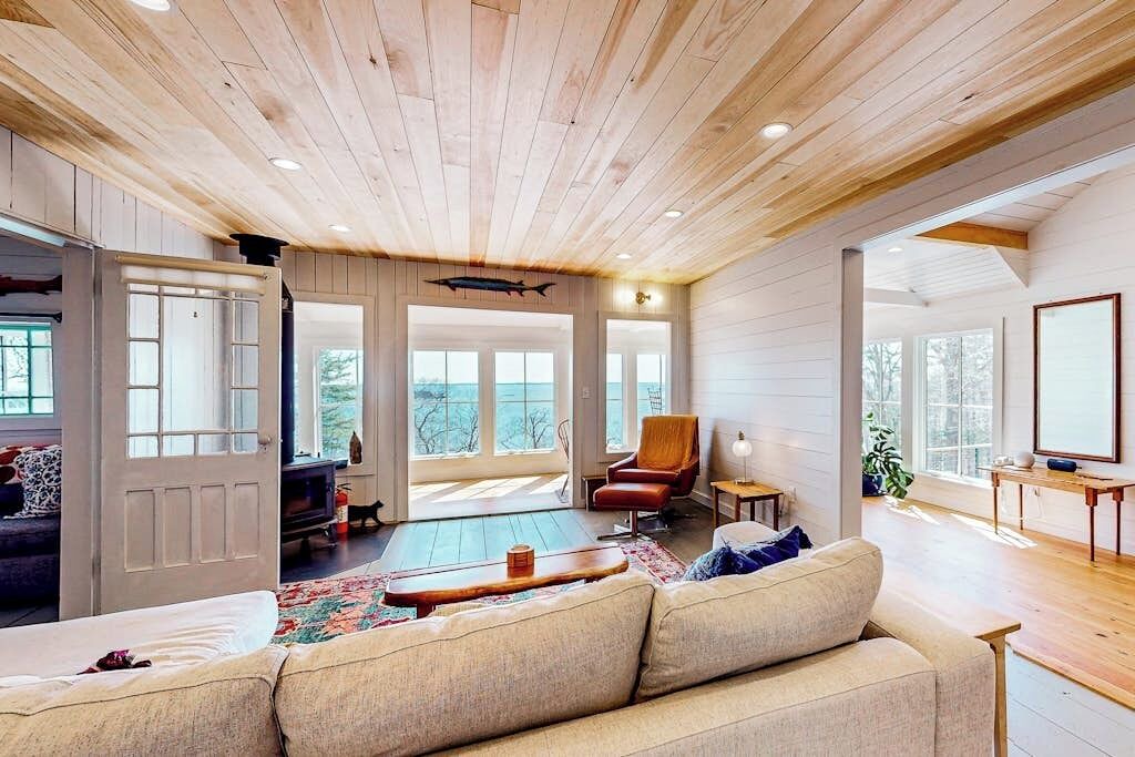 Photo of Livingroom in Rockport