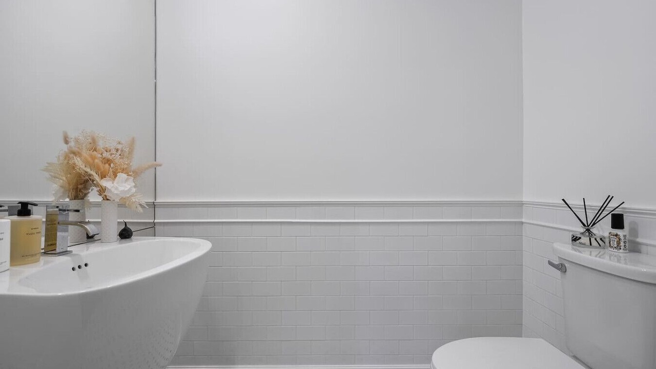 Photo of Bathroom in Chinatown
