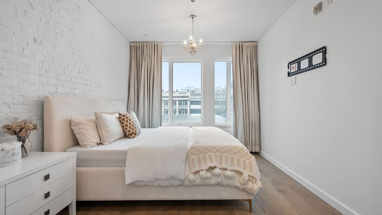 Photo of Bedroom in Chinatown