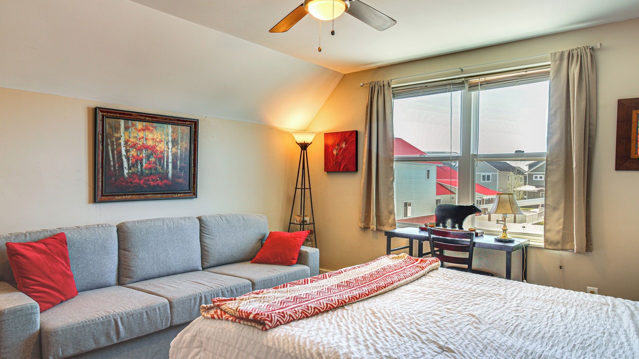 Photo of Bedroom in Gunnison