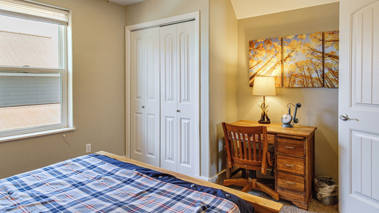 Photo of Bedroom in Gunnison