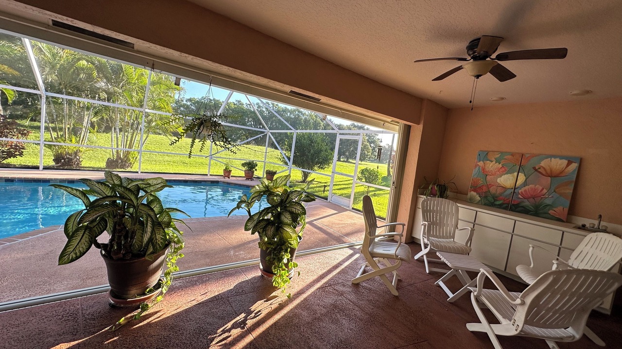 Photo of Outdoor in Greenview Shores