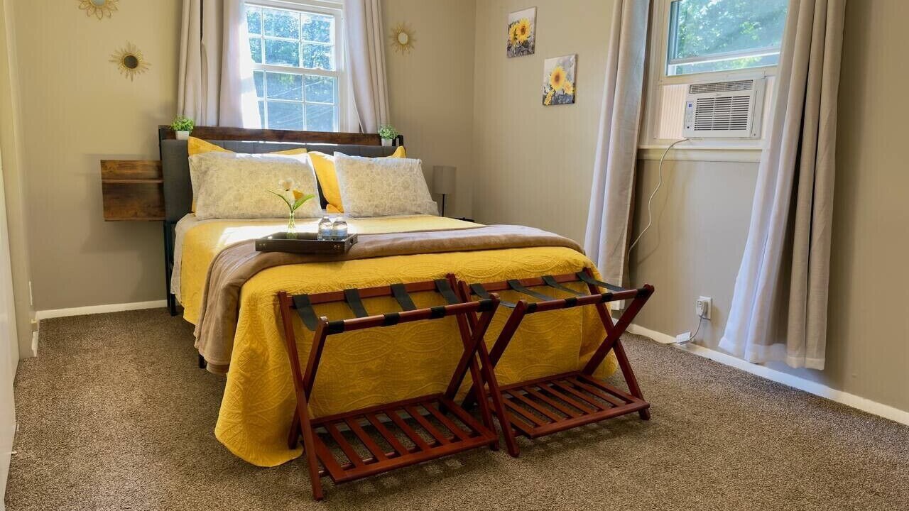 Photo of Bedroom in Avon
