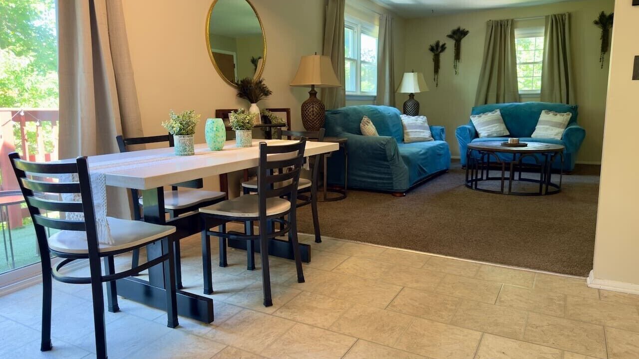 Photo of Livingroom in Avon