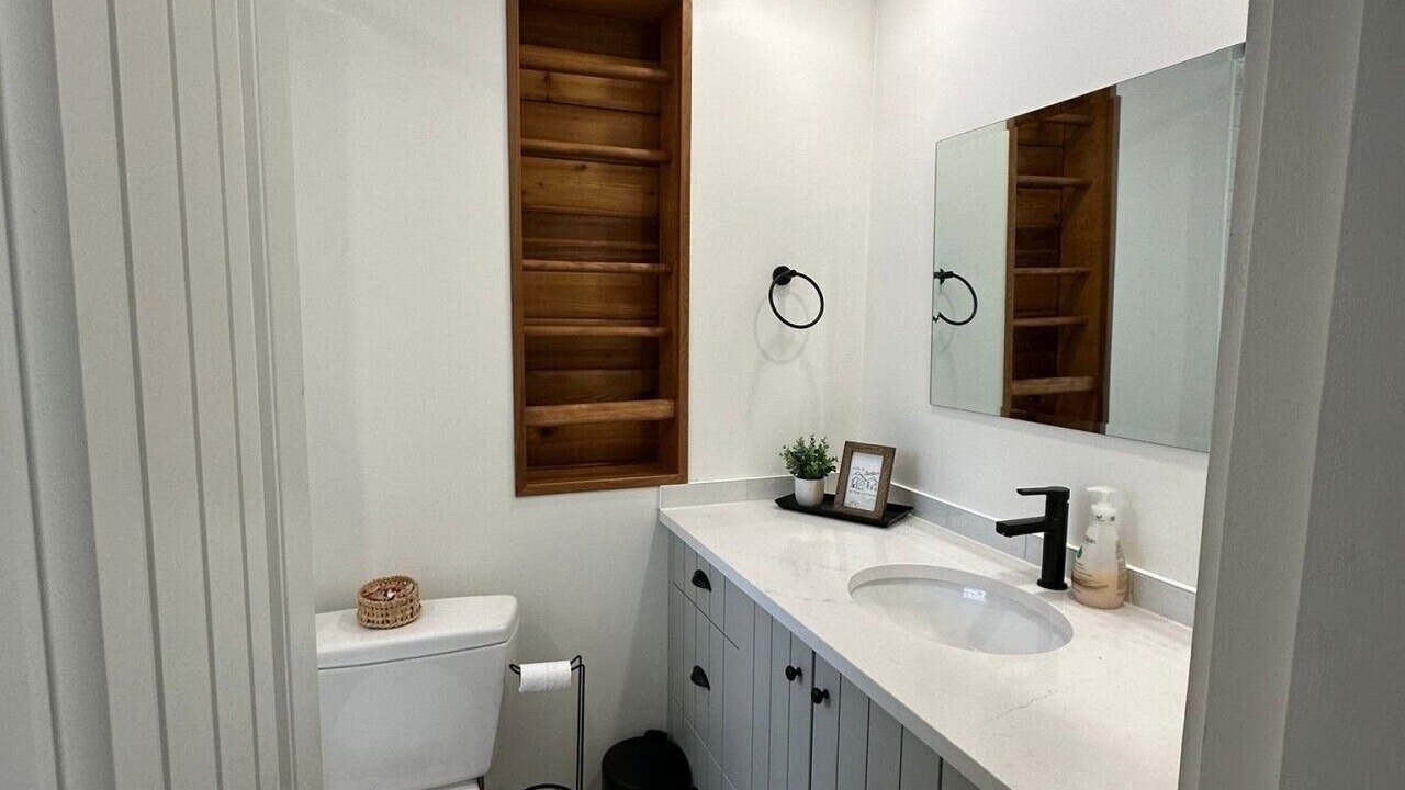 Photo of Bathroom in Okanagan-Similkameen