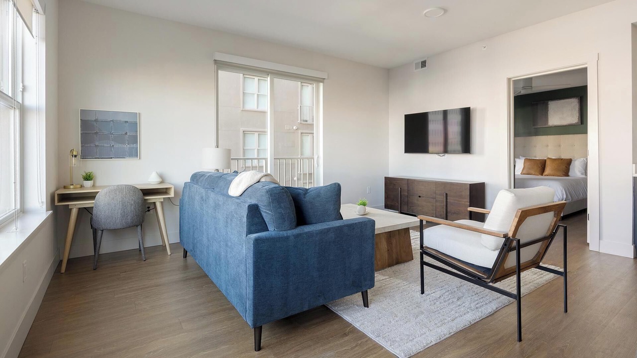Photo of Livingroom in Uptown
