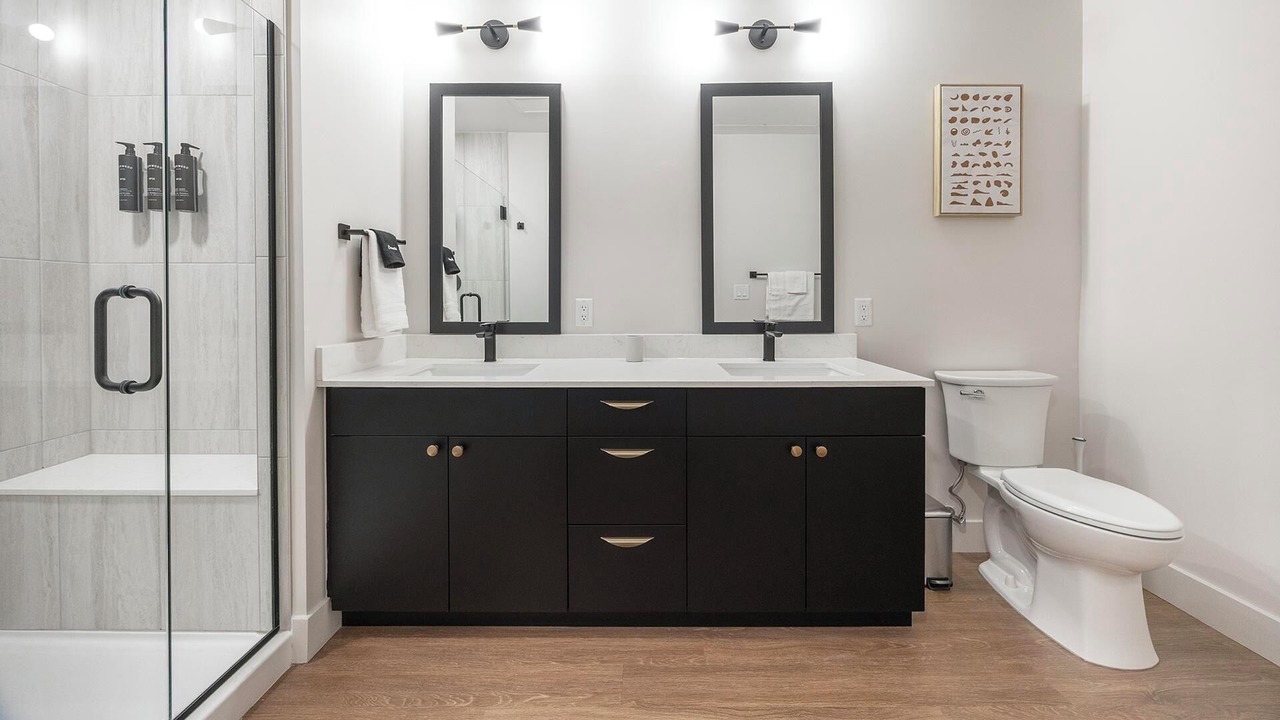 Photo of Bathroom in Uptown