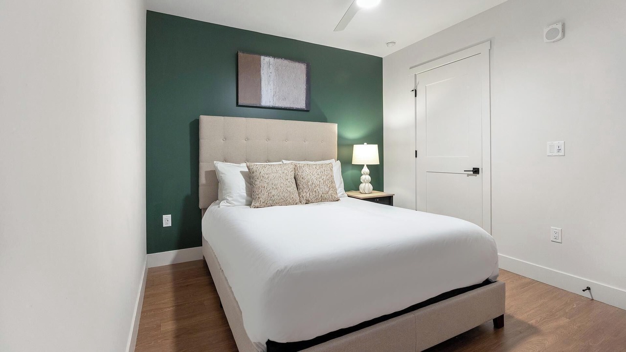 Photo of Bedroom in Uptown