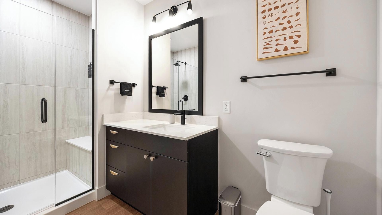 Photo of Bathroom in Uptown
