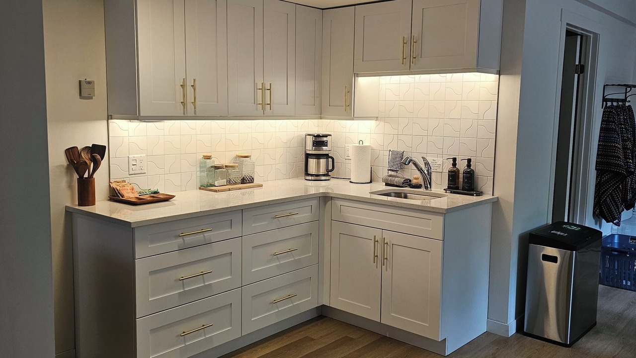 Photo of Kitchen in Okanagan-Similkameen