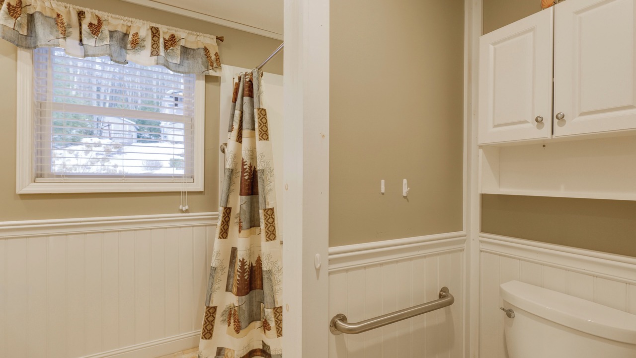 Photo of Bathroom in Schroon Lake