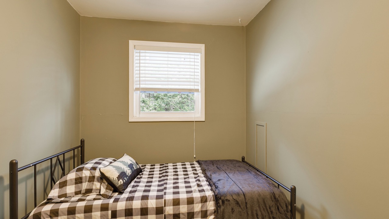 Photo of Bedroom in Schroon Lake