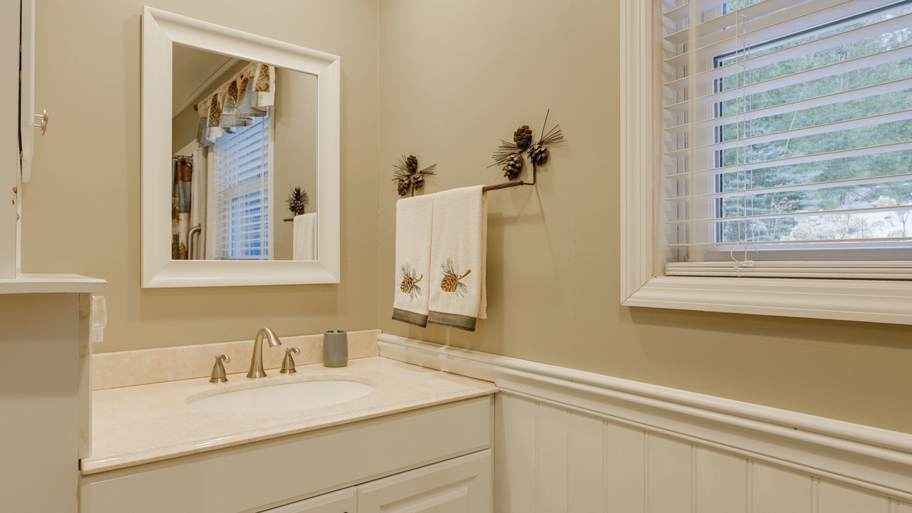 Photo of Bathroom in Schroon Lake