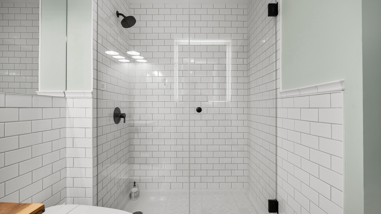 Photo of Bathroom in Foothills County