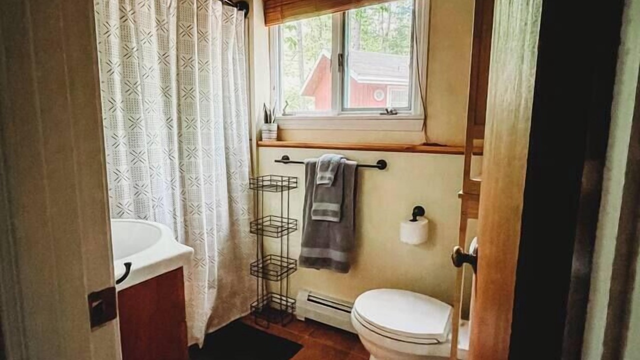 Photo of Bathroom in Bartlett