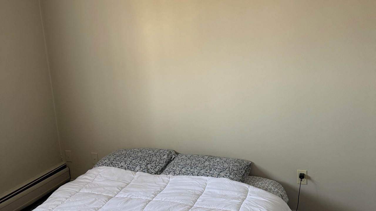 Photo of Bedroom in Mayfield Heights