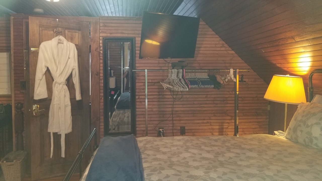 Photo of Bedroom in Hallowell